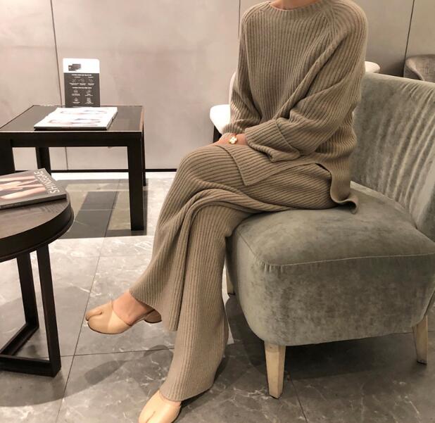 Knitted Autumn and Winter O-neck Two Piece