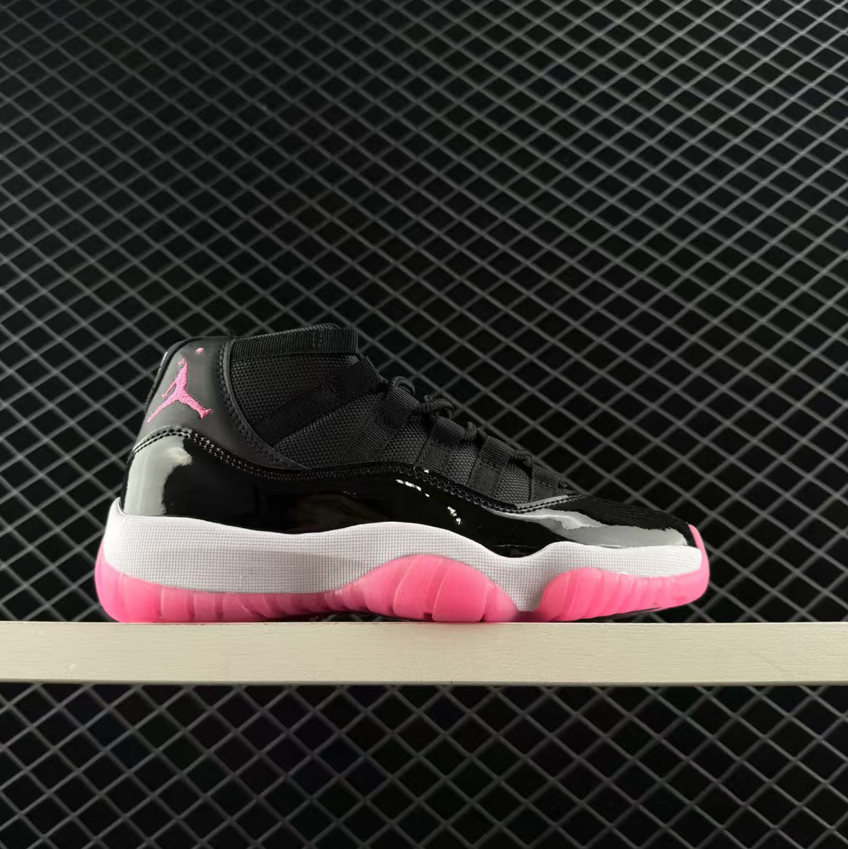 AJ11
